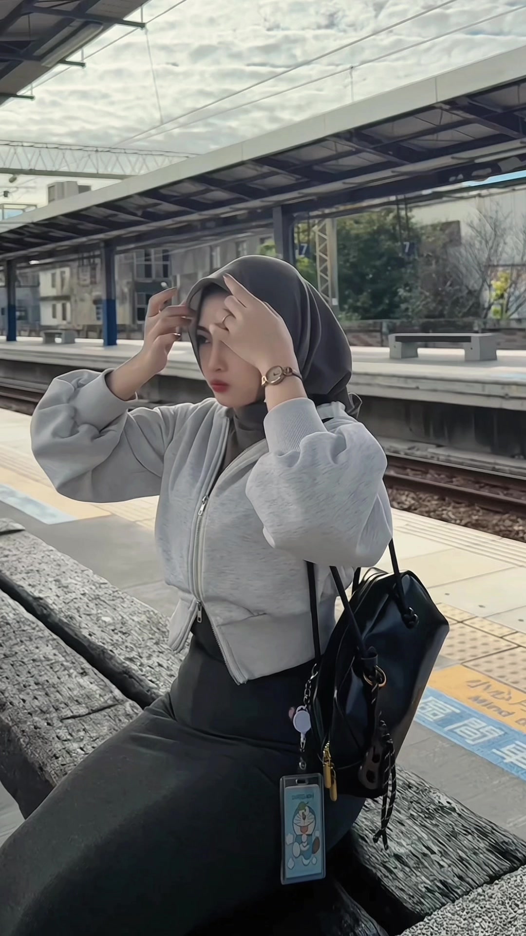 emang 28 udah masuk tante ya?  kaya ny belum deh😌 縮圖