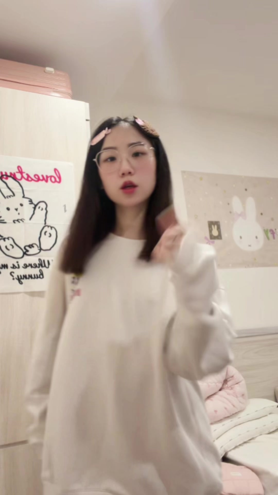 一個要飯的 穿上了王子的衣服 還是一個要飯的 #變裝 #變裝系列 #美人魚#美人魚台詞 縮圖
