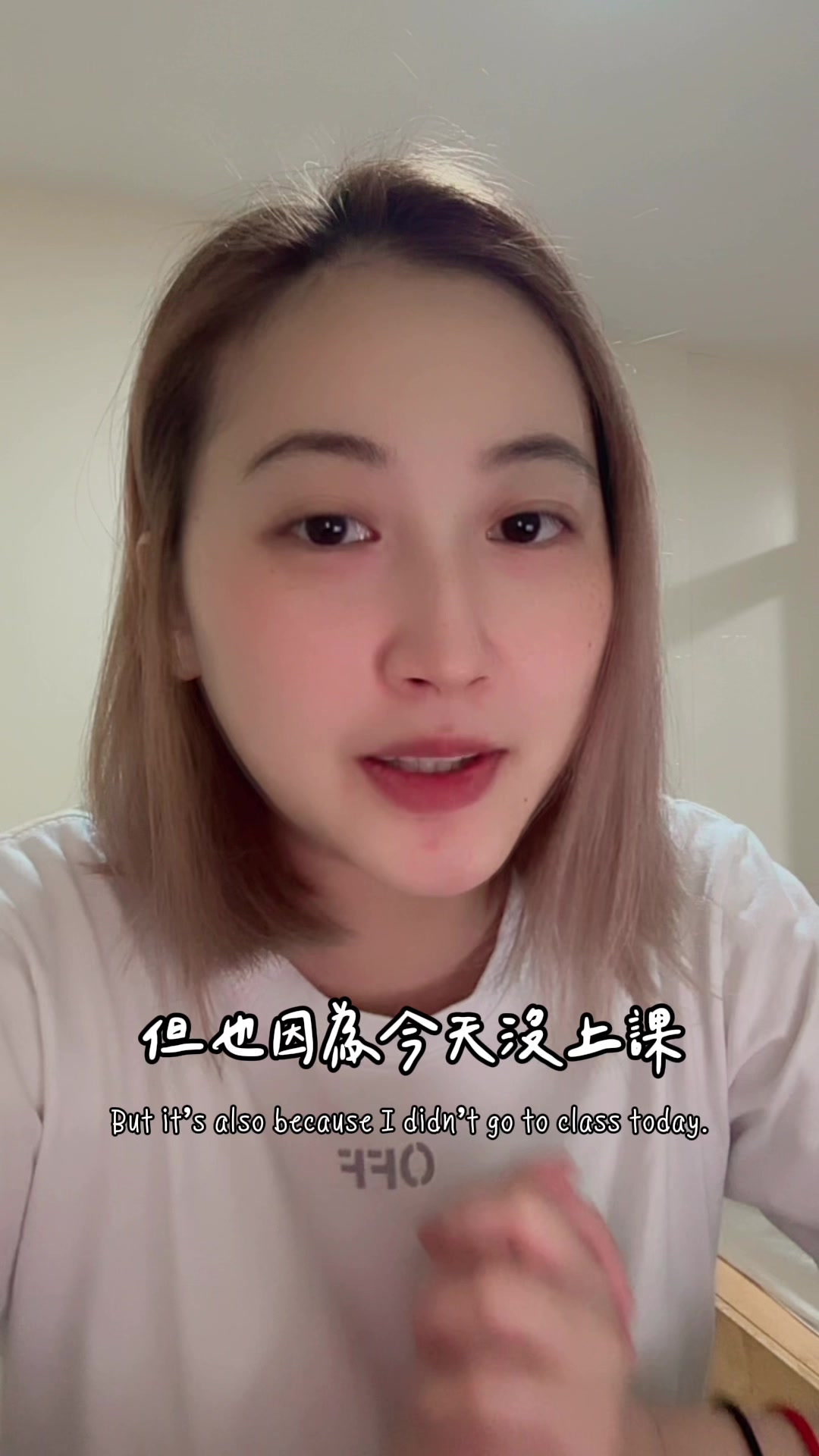 ｜想念台灣的鹹酥雞+鴨血豆腐+多多綠 Yes, I took a sick day for the first time today. Thank you everyone for caring! I thought I’d take this chance to share about thalassemia, which is actually a common hereditary gene in Asia. Thalassemia can be mild, moderate, or severe. I have the mild type, and it usually doesn’t affect my daily life. Only during those tough days for women do I feel especially dizzy and unwell, because the globin chains in my hemoglobin are synthesized a bit more slowly. So I need extra rest and iron-rich foods or drinks to get through those hard days. But maybe because of the change in environment, I often feel homesick at night, so I don’t sleep very well. I especially miss Taiwan’s popcorn chicken and fried chicken cutlets, haha. So I suddenly start feeling a bit off again~~ Otherwise, I usually manage pretty well in Taiwan ☹️ It’s been a long time since I felt this unwell~~ But thanks for caring, I’m fine, and I’ll be feeling great tomorrow 🤍 - 是的，我今天第一次請了病假 謝謝大家很關心我，藉著這個機會分享「海洋 縮圖