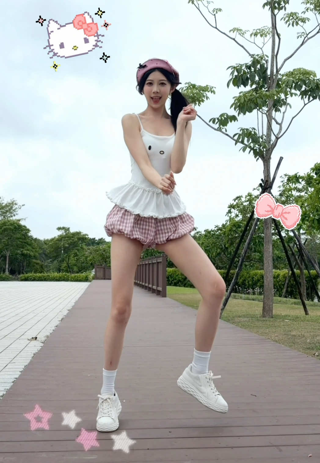 可愛打可愛 #catchcatch #kpop #dance 縮圖