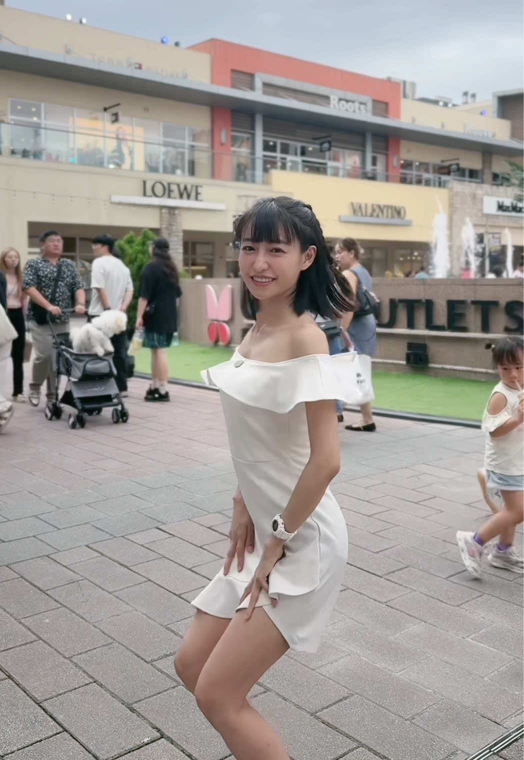 小心他👀是你的荷包😂 #街頭跳舞 #fpy #華泰名品城 縮圖
