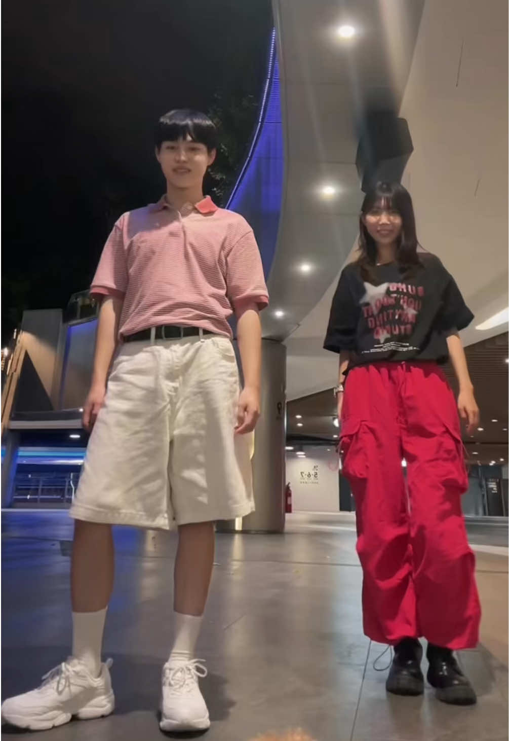 我們有一個小小觀眾🐶 #暐魚 #跳舞 #dance #hatethatimadeyoulovemearianagrande 縮圖
