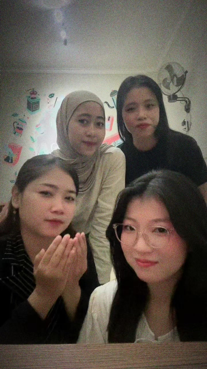 Eh gimana ๐ซฃ ็ธฎๅ