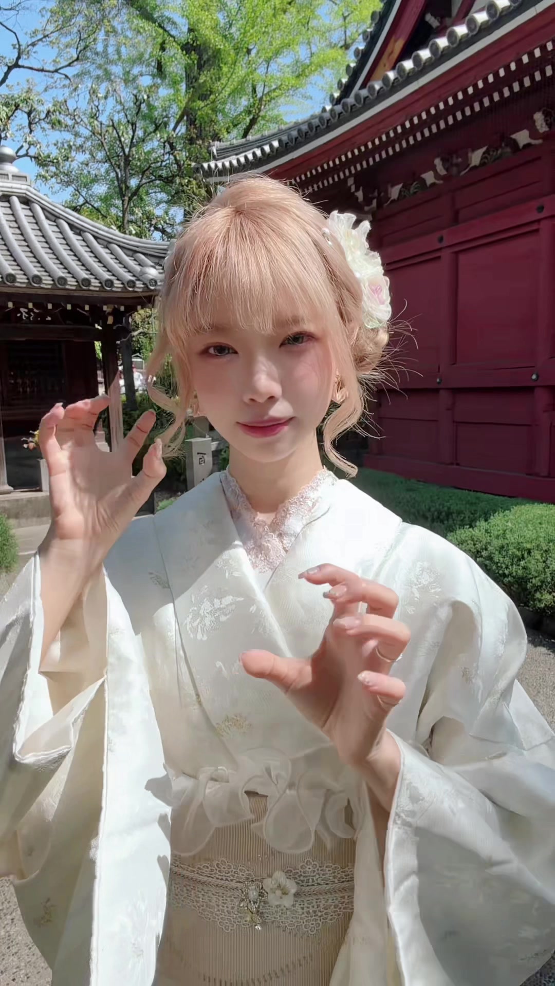 i人快社恐了只能拍一次ಠ_ಠ #catchcatch #tokyo #淺草寺 #日本 #和服 縮圖